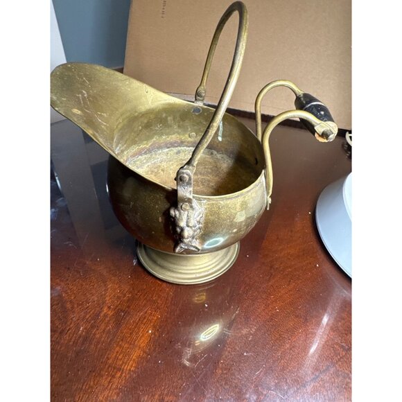Dutch Brass Coal 7" Tall Scuttle Ash Bucket  Lion Head Handle Delft Handle 70-45 - Picture 3 of 7